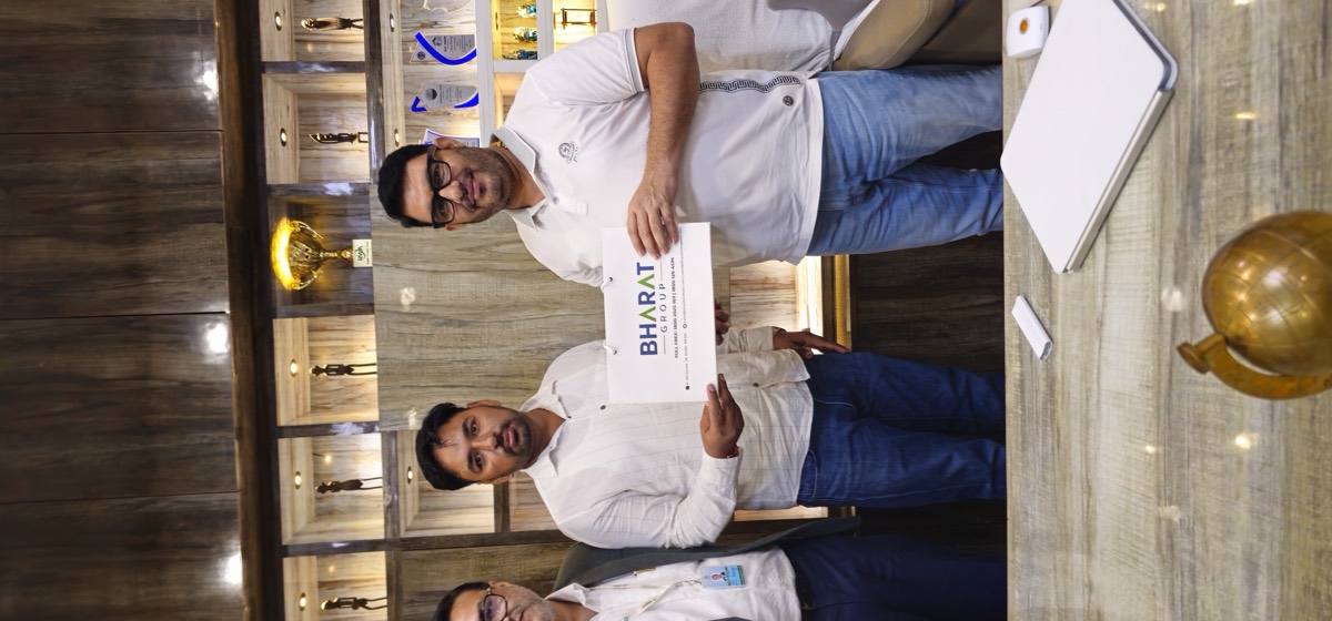 Clients and partners with the Bharat Group team