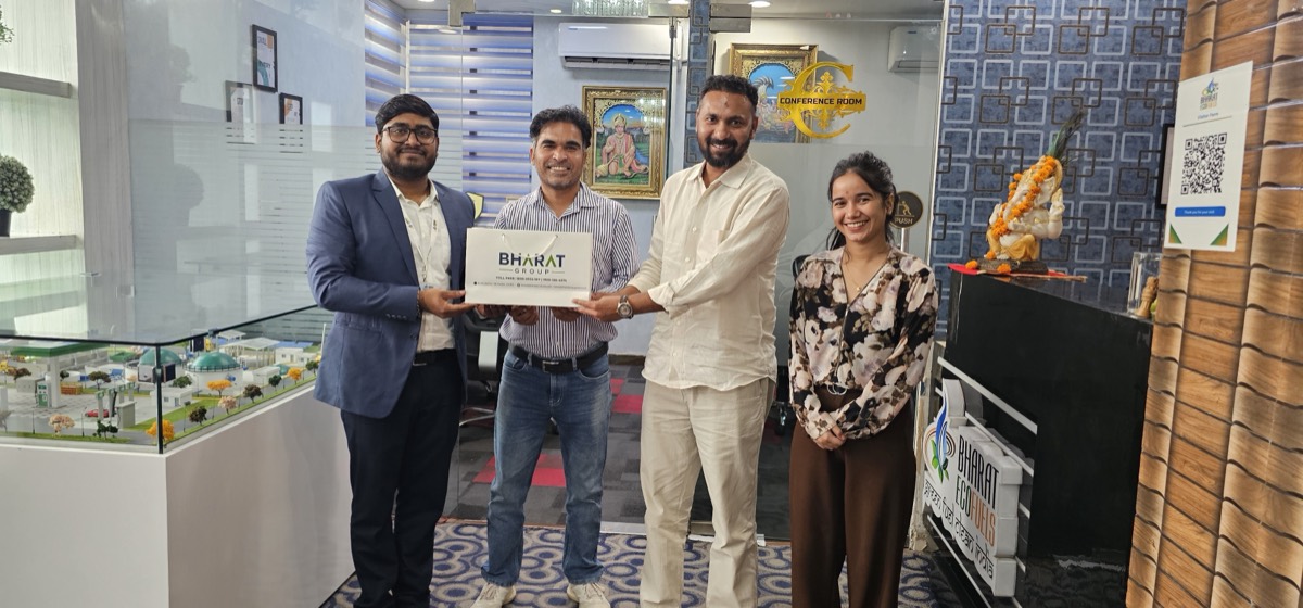 Clients and partners with the Bharat Group team
