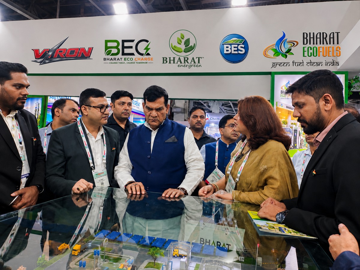 Clients and partners with the Bharat Group team